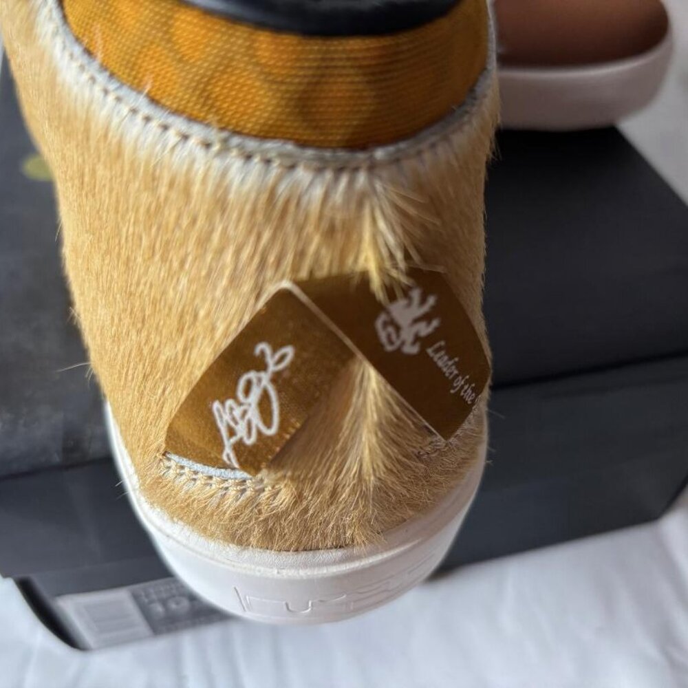 Nike Lebron XII NSW Lion Shoes Size 10.5 QS "Lion's Mane" Made of Pony Hair - Picture 6 of 7